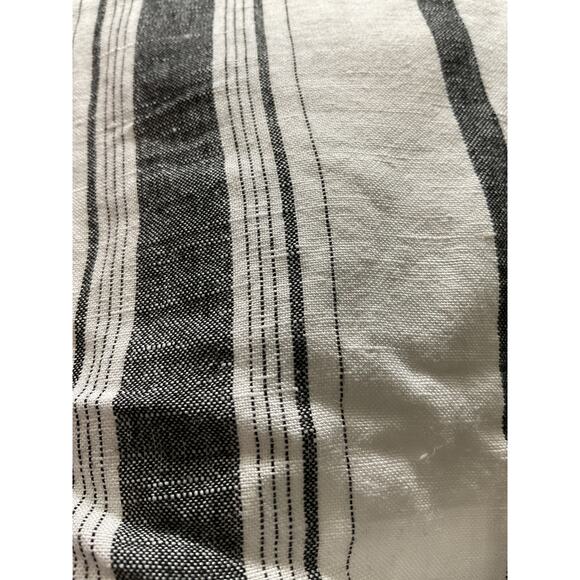 Express White Sailor Shorts, Size 2 - Picture 4 of 4